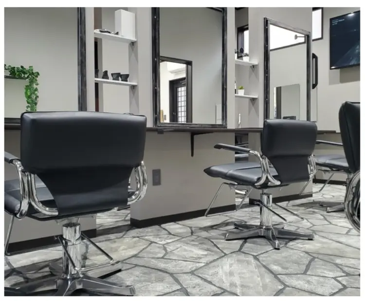 CALTY JAPANの内観・外観2