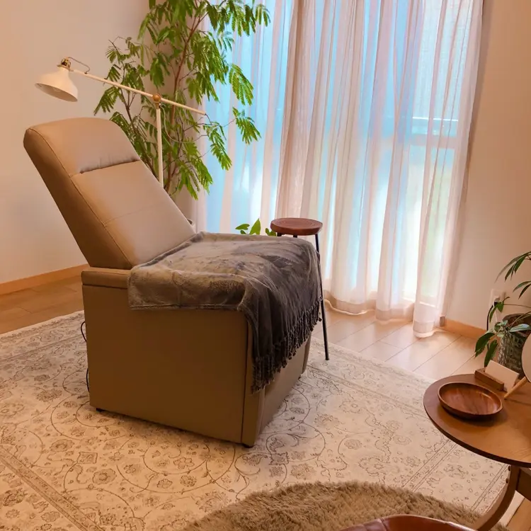 eyelash salon hibiの内観・外観1