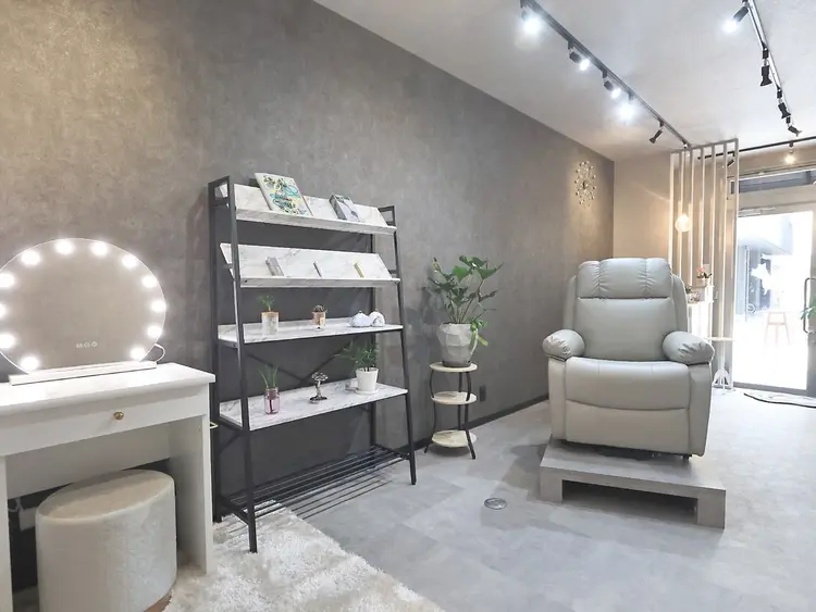 Lunaの内観・外観1