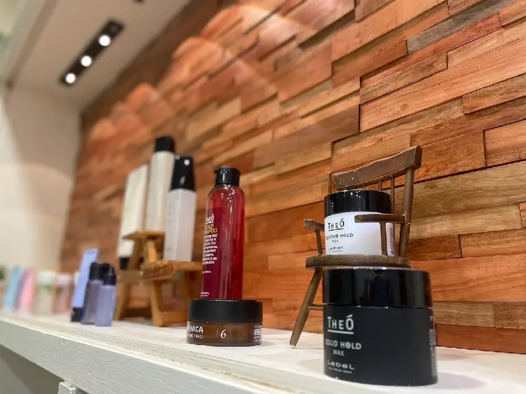 ヘアサロンたかはしの内観・外観2