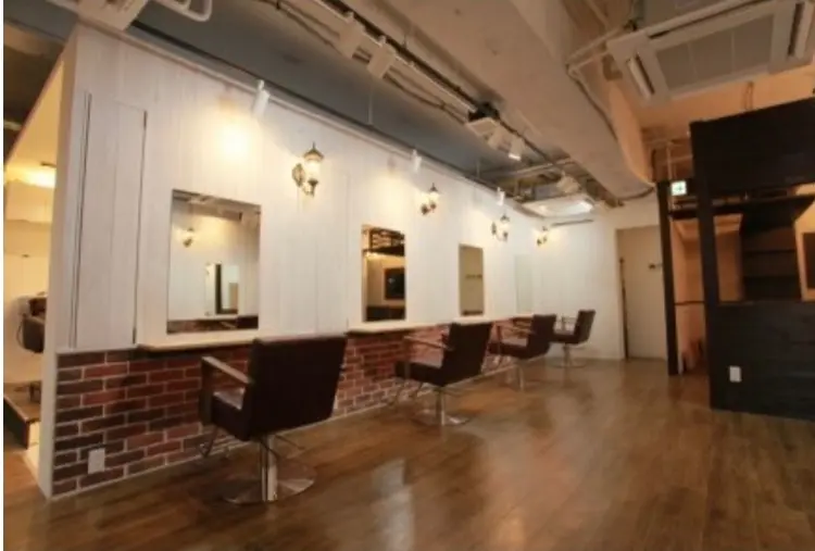 カルラ　蒲田店の内観・外観1