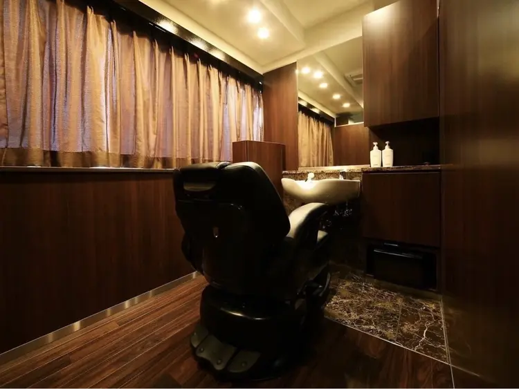 ヒロ銀座ヘアーサロン 浜松町店の内観・外観2