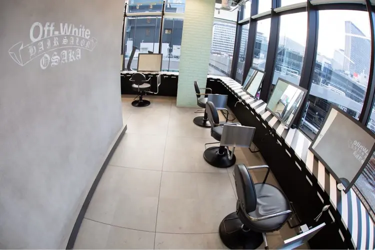 Off-White 大阪の内観・外観2