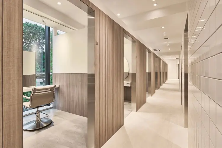 SALOWIN原宿ash店の内観・外観3