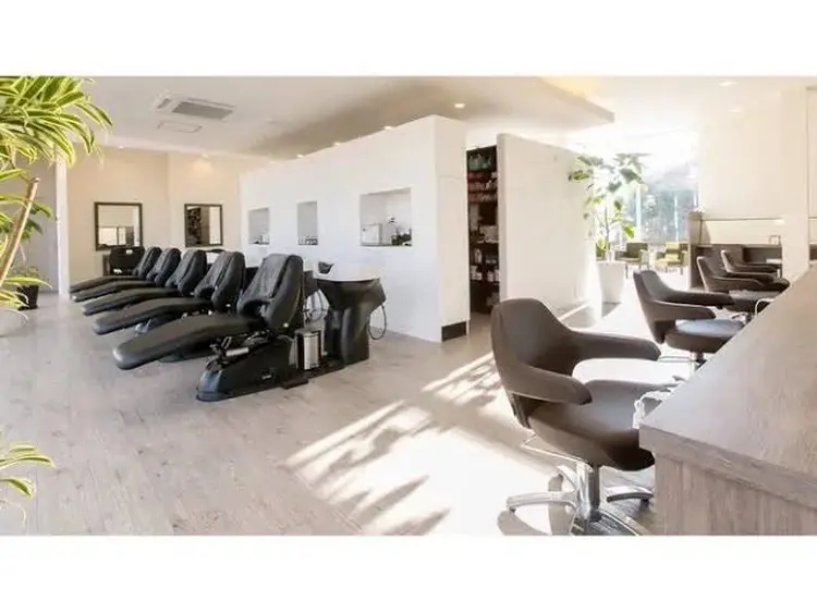 ギッシュ桃花台店の内観・外観2