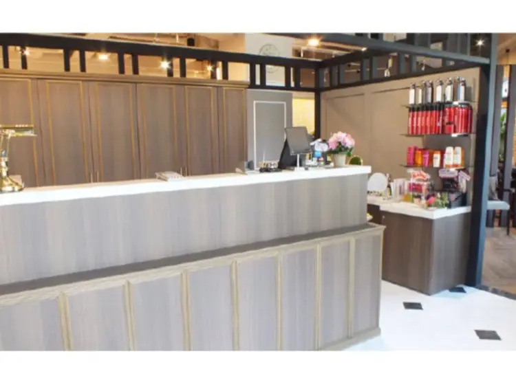 unolash　京橋店の内観・外観3