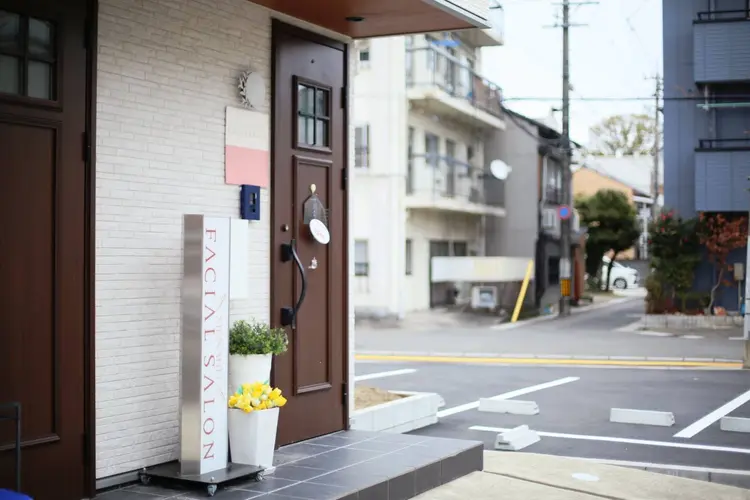 メナードフェイシャルサロン北野町の内観・外観1
