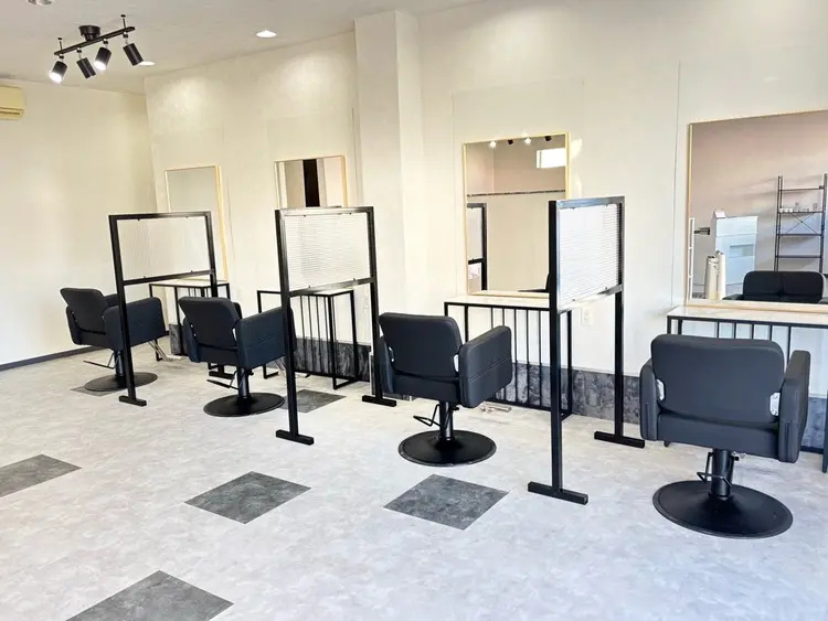 SUGAMI白髪ぼかしと髪質改善の専門店の内観・外観2