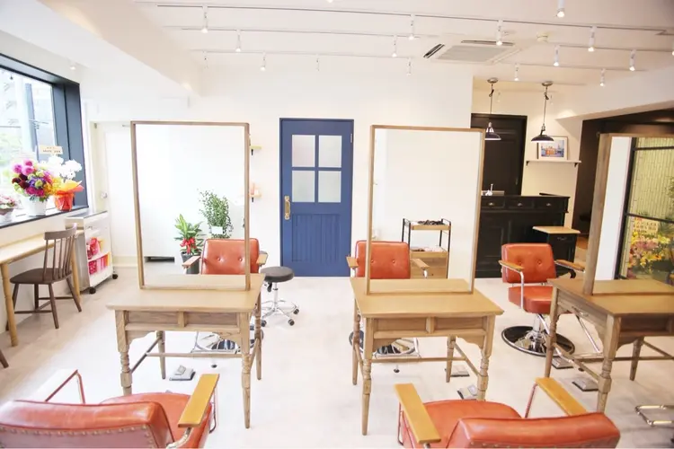 ELENAの内観・外観3