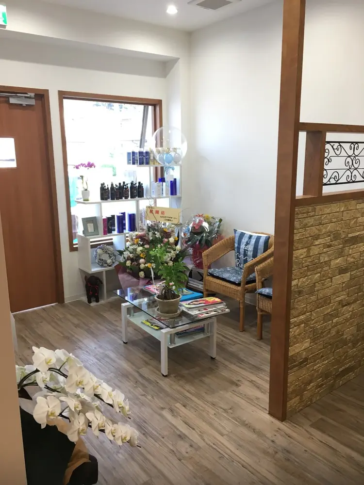 hair salon el soluzの内観・外観3