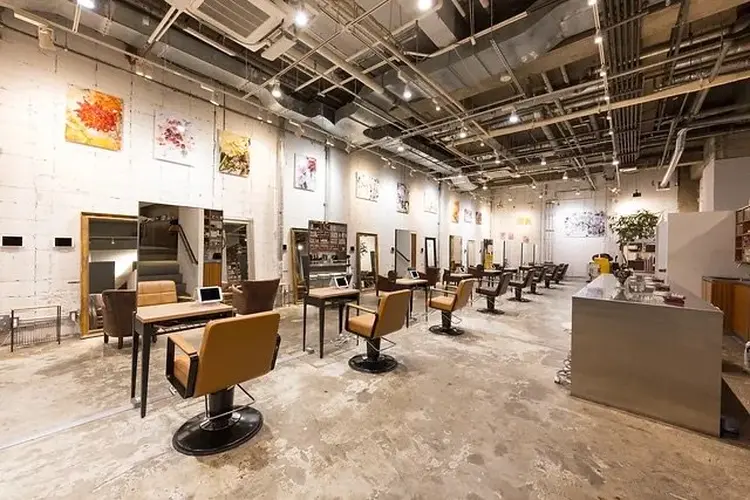 NORA HAIR SALONの内観・外観1