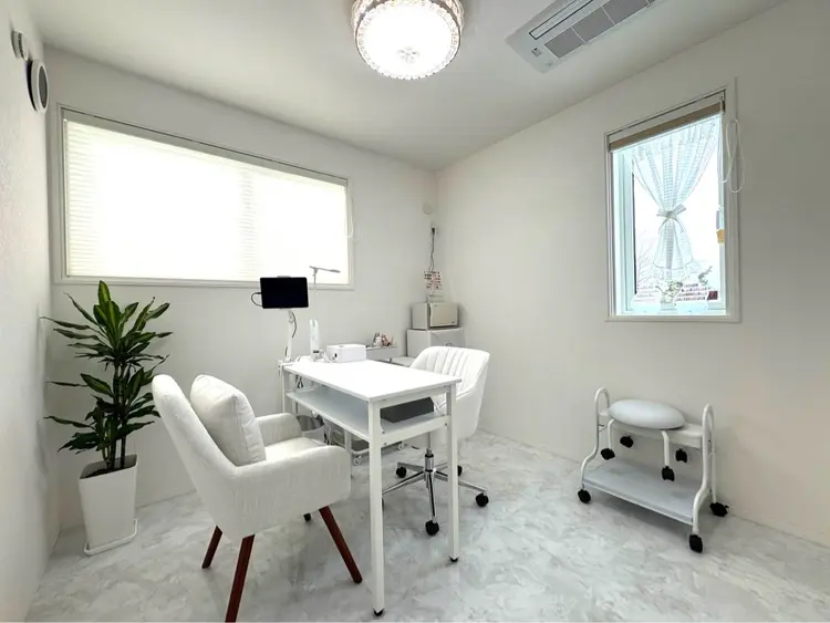 ネイルサロンラスクの内観・外観3