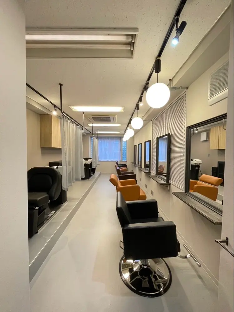 XYZの内観・外観2