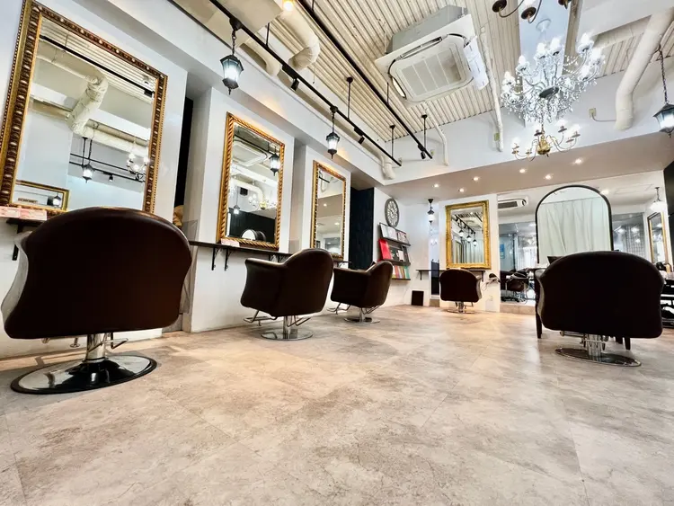 GRAND  LINEの内観・外観1