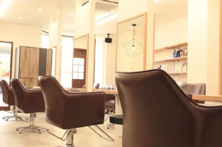 クラウドヘアーの内観・外観1