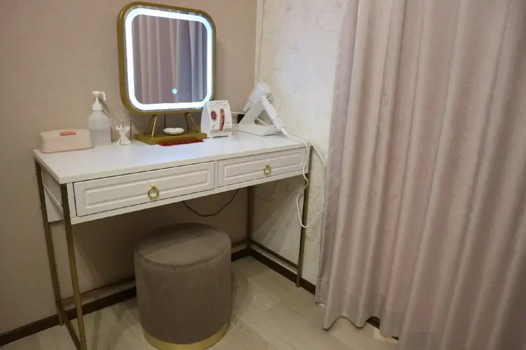 NICOLIの内観・外観1