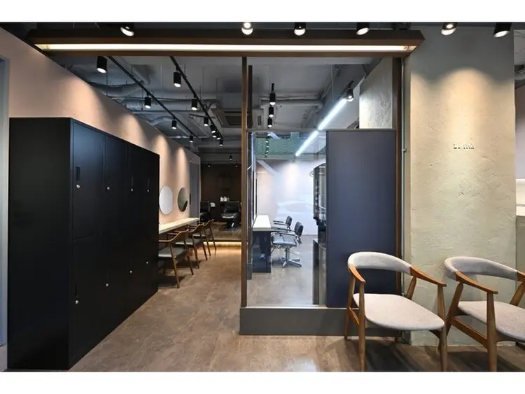 Lafith hair goat大和八木店の内観・外観2