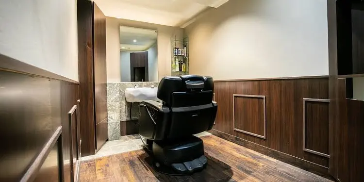 エヌドットバーバー広尾店の内観・外観2