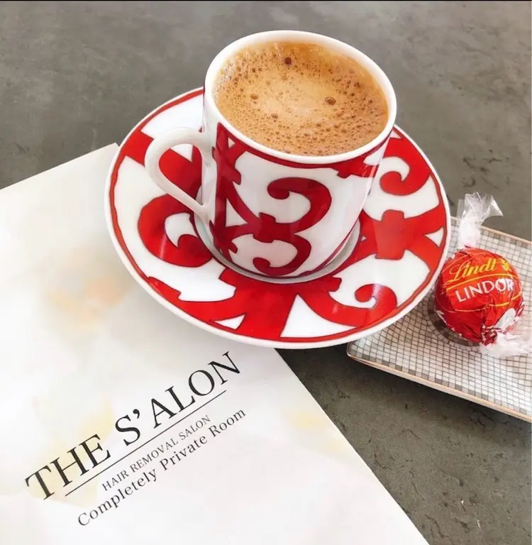 THE S‘ALONの内観・外観2