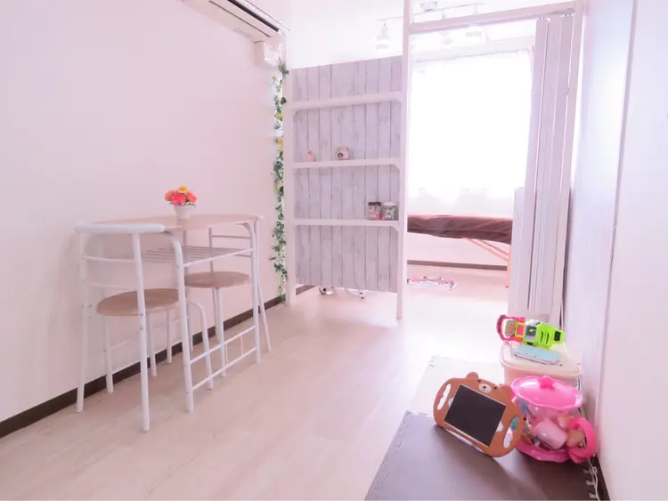 ネイル・脱毛サロンplageの内観・外観2