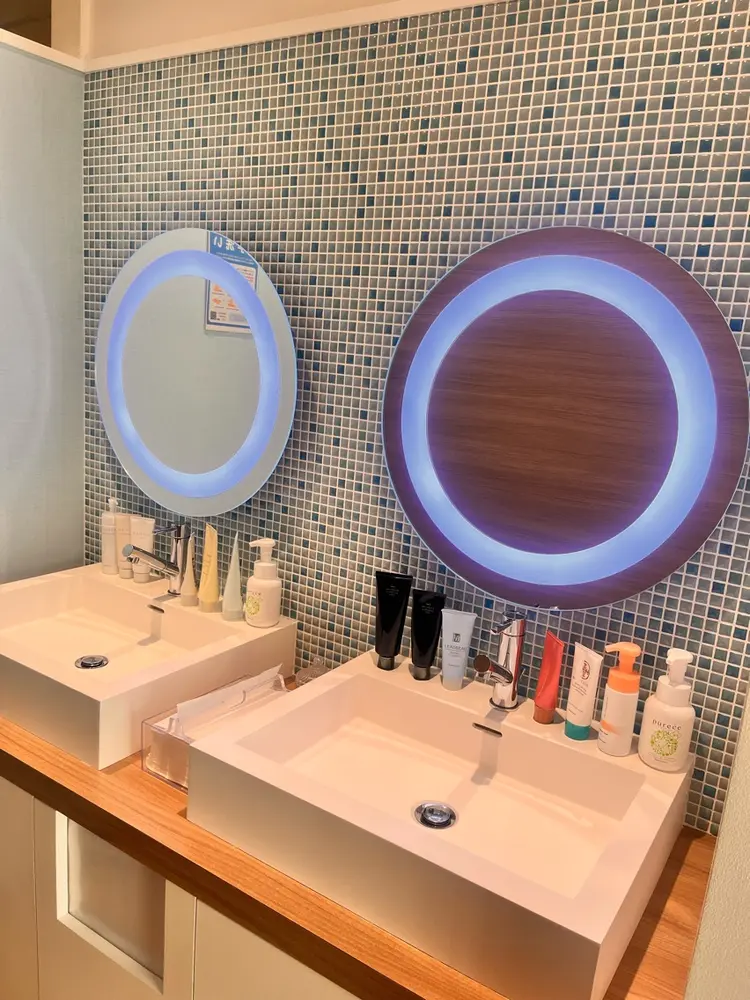 ナリスビューティーサロン池袋店の内観・外観2