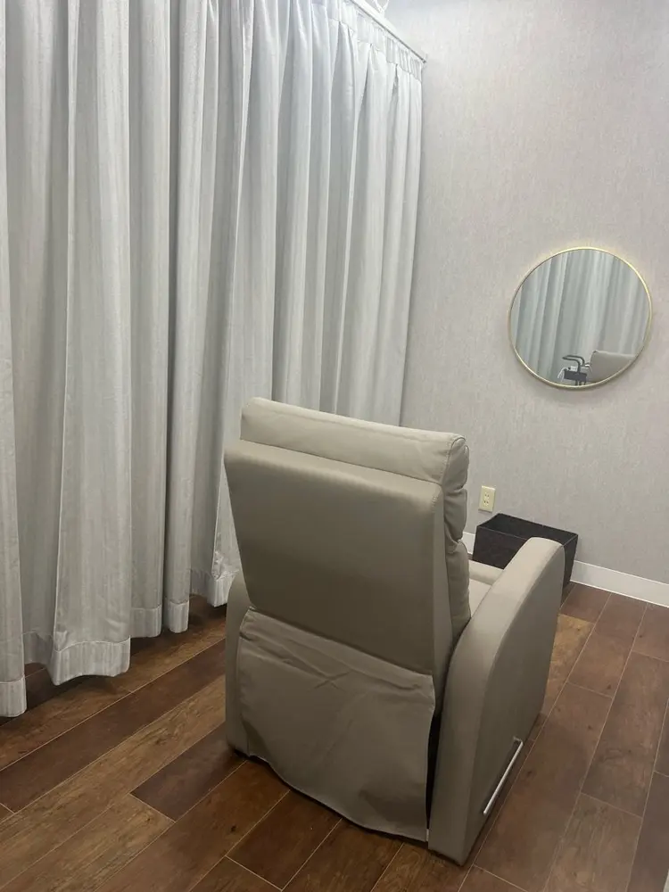 EAGLEの内観・外観1