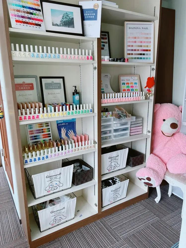 nail salon Yunaの内観・外観2