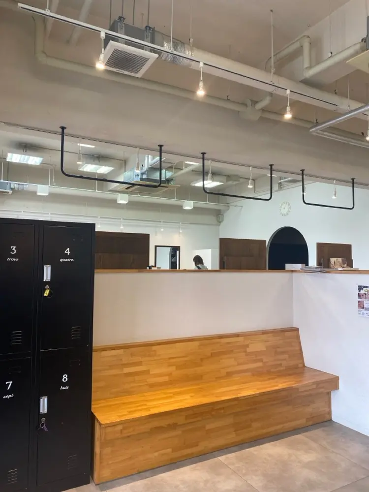 オズエフの内観・外観2