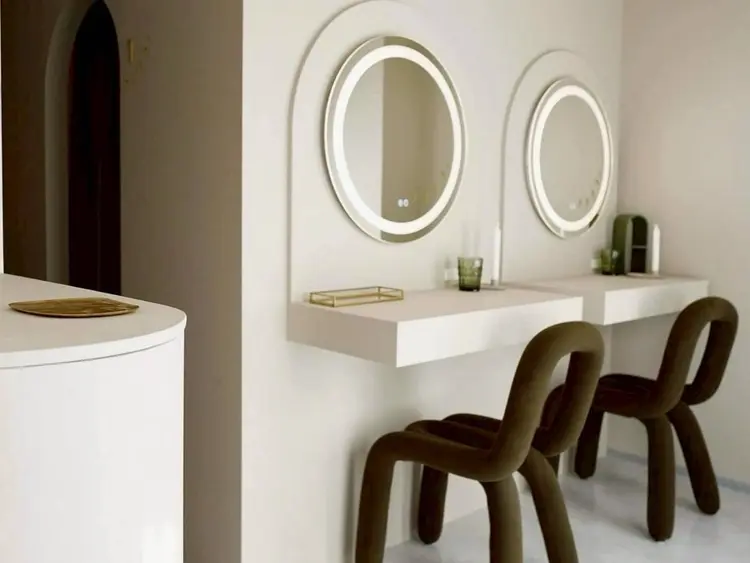 and  uks表参道の内観・外観3