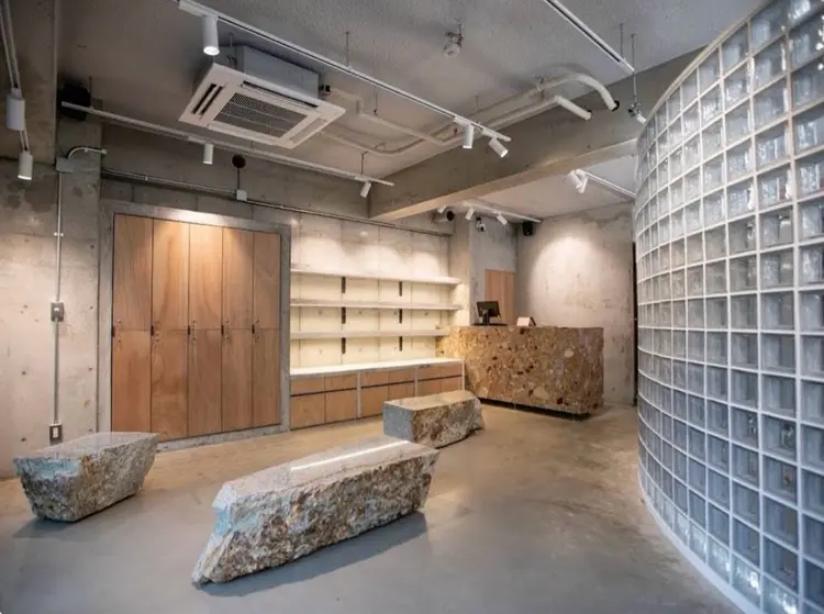 OM's pokaの内観・外観1