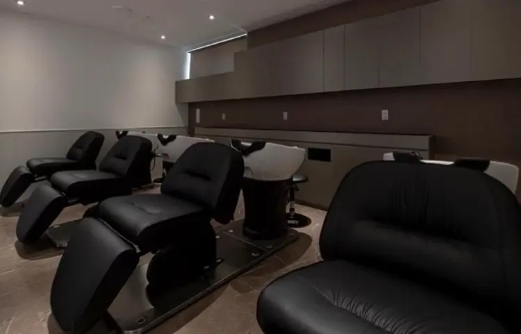 GOTODAYSHAiRESALON crasの内観・外観3