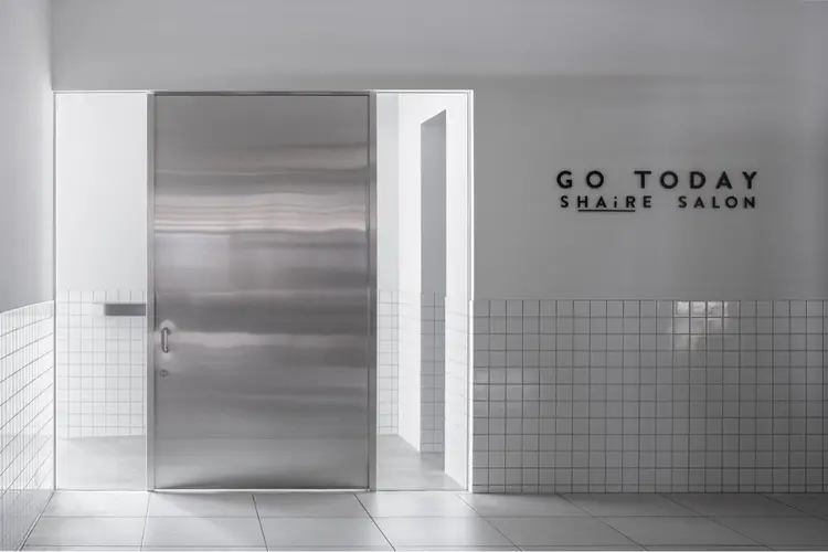 GO TODAY  SHAIR SALON 梅田NU茶屋町店の内観・外観1