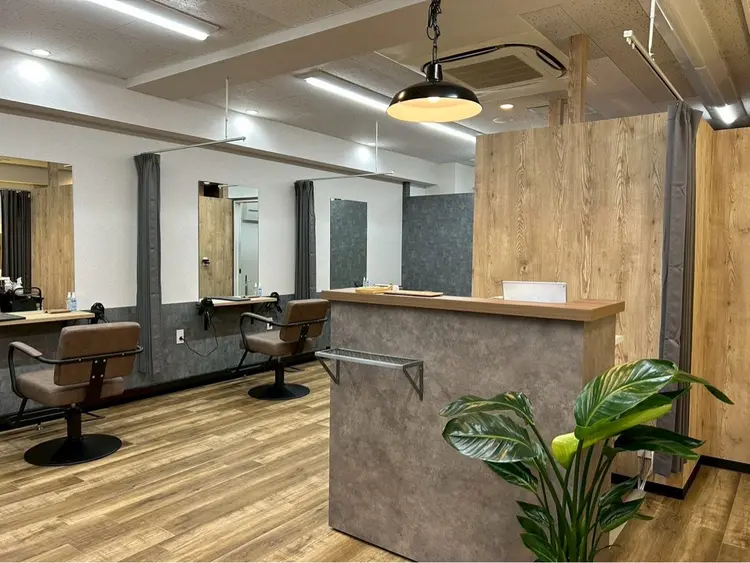 TELA HAIR 南柏店の内観・外観1