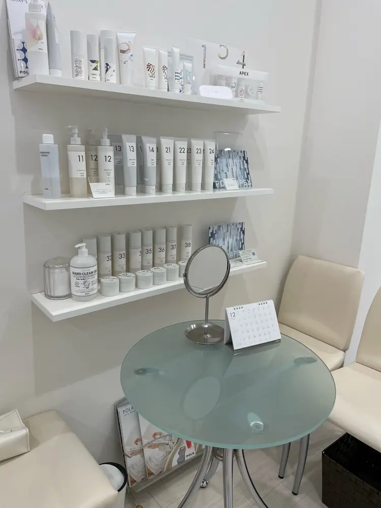 ポーラザビューティー福岡東店の内観・外観1