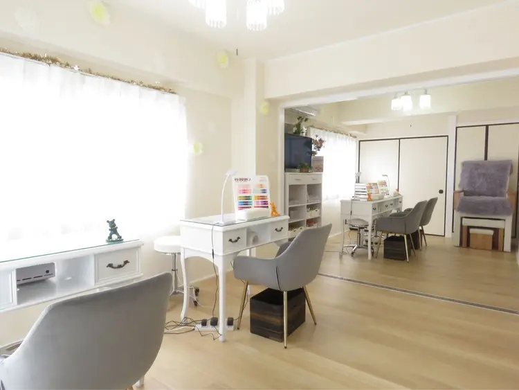 ネイルサロンAiriの内観・外観2