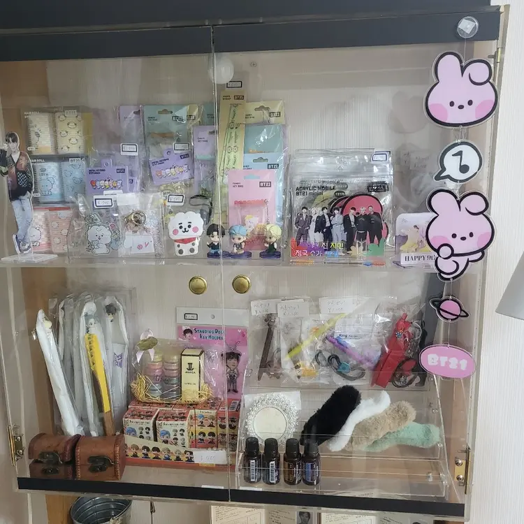 SU.nailの内観・外観1