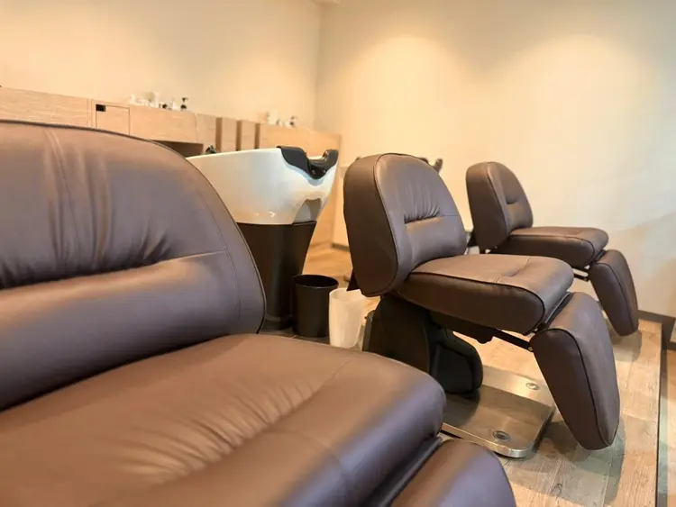 サロウィン新宿三丁目の内観・外観1