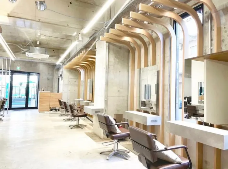 FILMS     横浜の内観・外観2