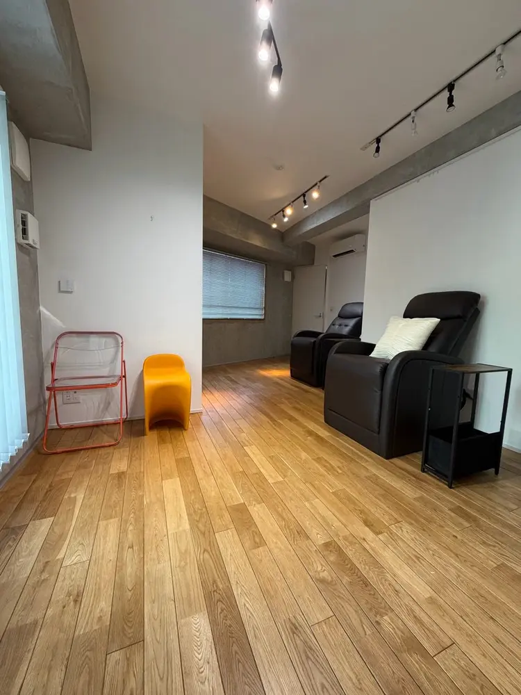 Ref beauty  eyelash&nailの内観・外観2