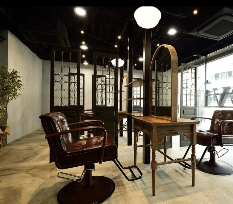 Mora hairsalonの内観・外観2