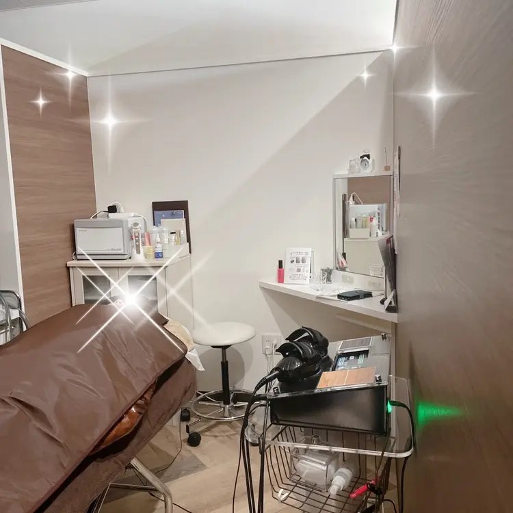 資格が取れるエステサロン3Mの内観・外観1