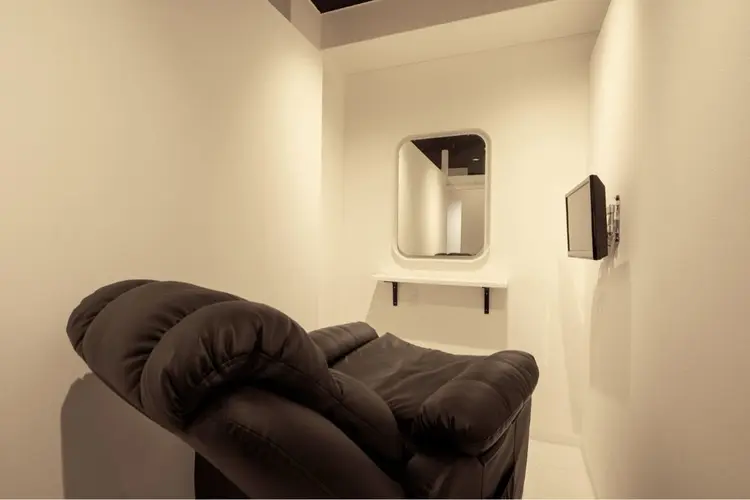 GO TODAY SHAiRE SALON表参道Luce店の内観・外観2