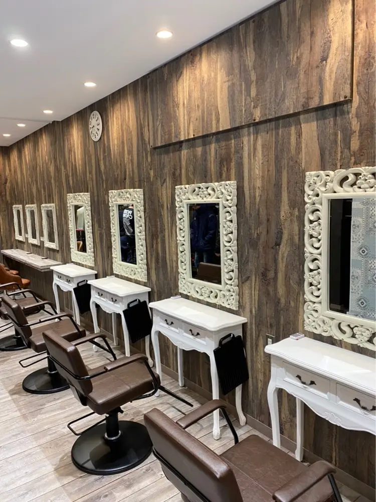 HAIR MAKE Y-21 久地店の内観・外観1