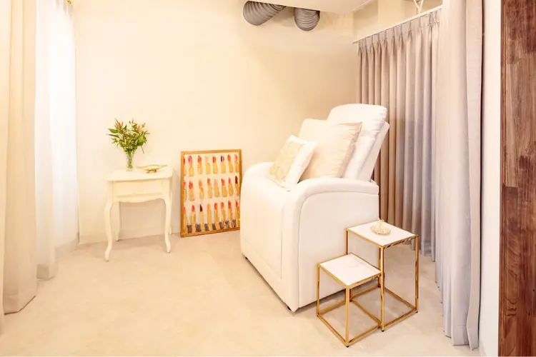 ネイル&ビューティー館 貴婦人の内観・外観3