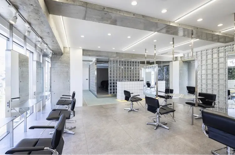 cinqの内観・外観2