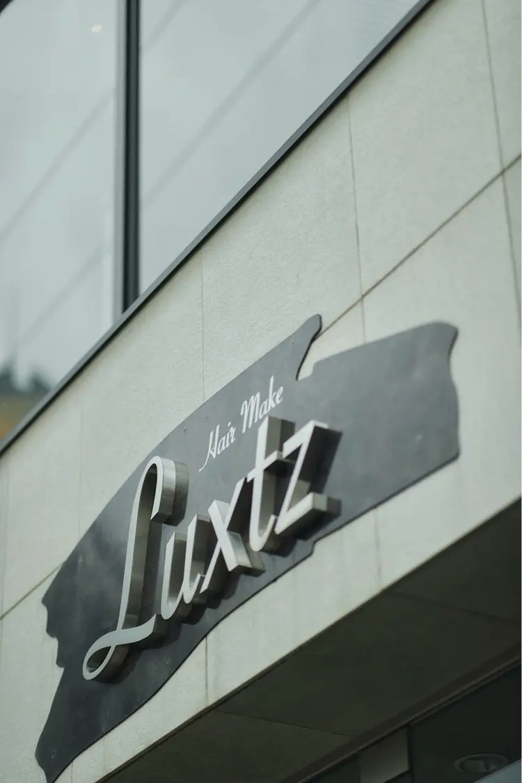 Hair make luxtzの内観・外観1
