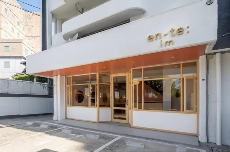 エンテの内観・外観2