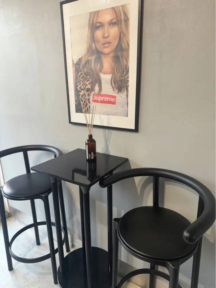 HOODSの内観・外観2