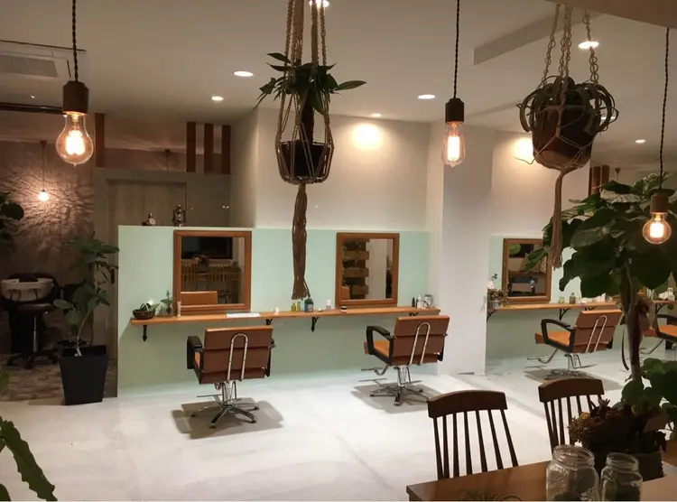 SOLUAの内観・外観2