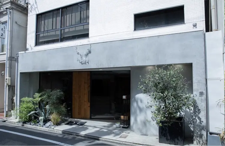 OM's pokaの内観・外観1